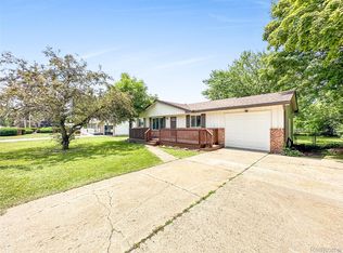 5552 Liberty Bell Rd, Grand Blanc, MI 48439