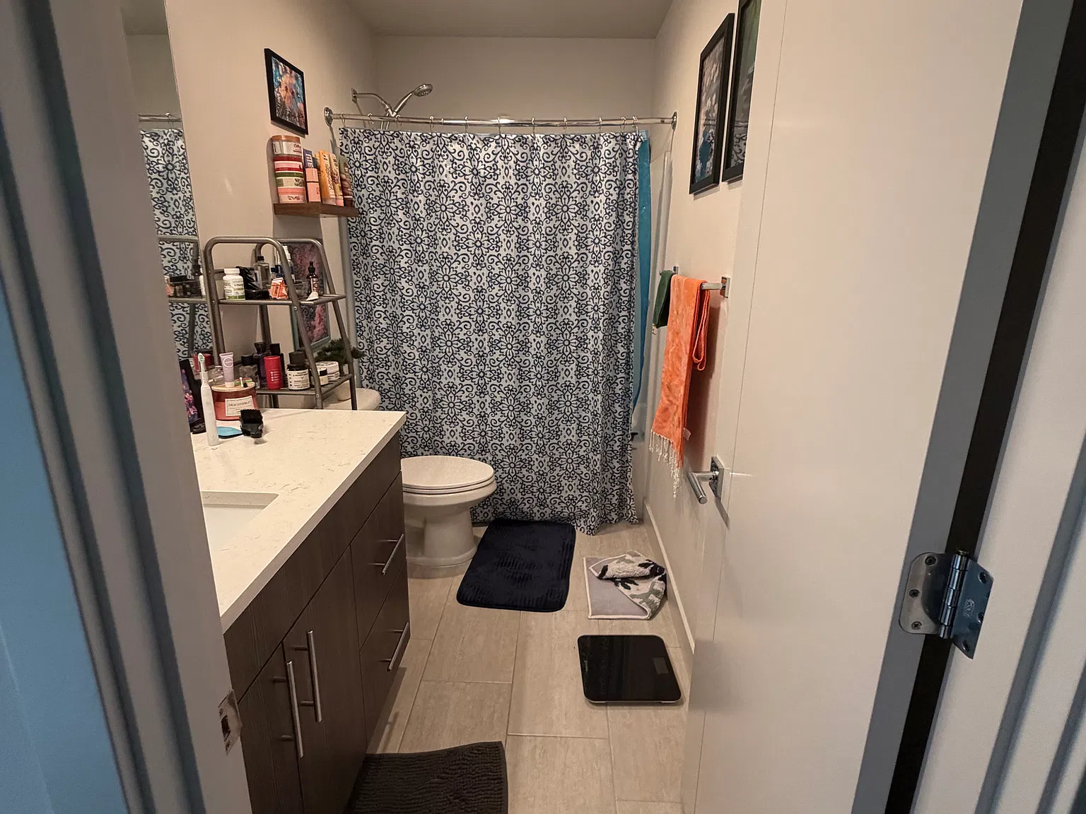 4 bed, 2150 sqft, $1,100 — Photo 3