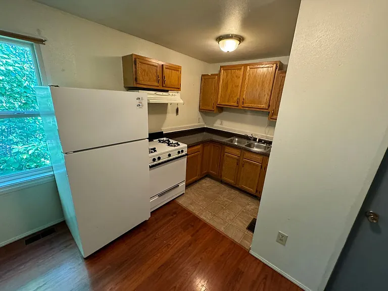1620-1650 N Winding Brook Loop — Photo 4