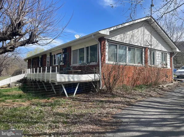 279 Pollock Rd, Luray, VA 22835