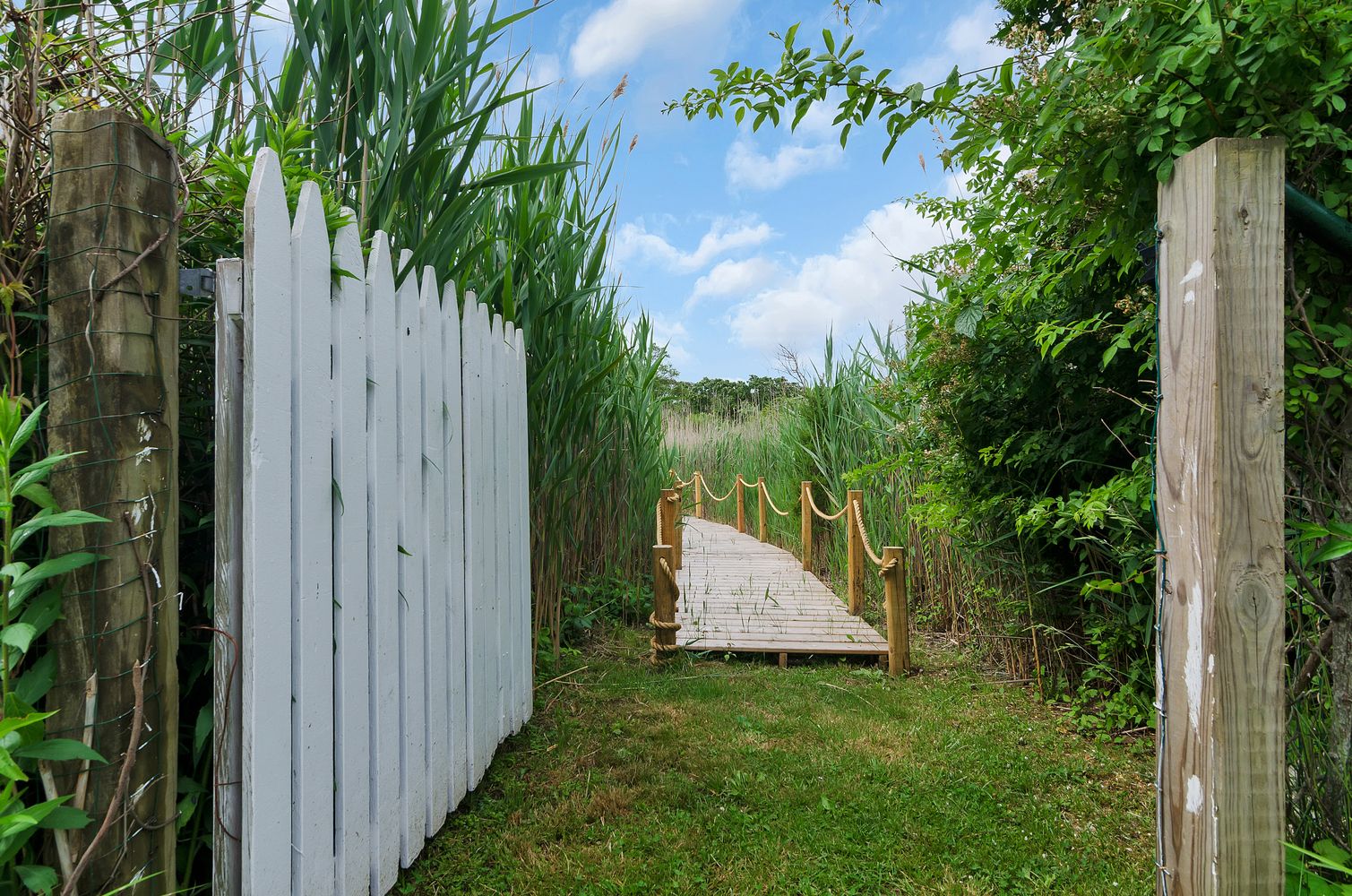  Walkway to Dock