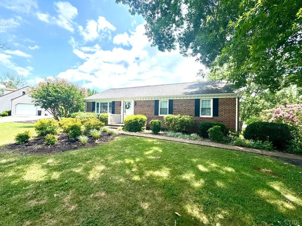 103 Old Post Rd, Lynchburg, VA 24502