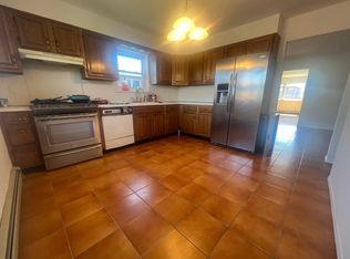 (Undisclosed Address), Yonkers, NY 10704