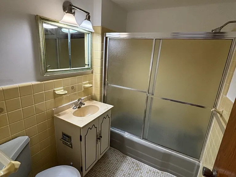 650 Brooke Rd — Photo 8