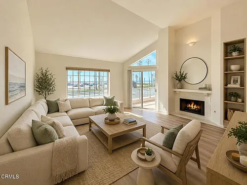 574 Island View Cir Photo 1