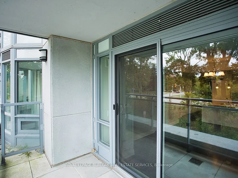 3500 Lakeshore Rd W #219 — Photo 29