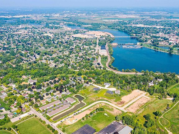 2nd image of 411 Riverview Ridge Pl #25