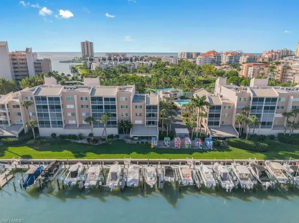 893 Collier CT #3-301, MARCO ISLAND, FL 34145