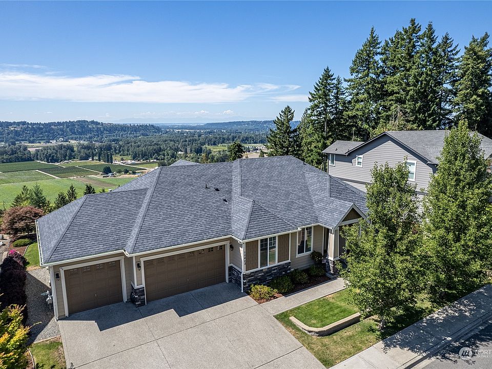 1st image of 10403 174th Avenue E