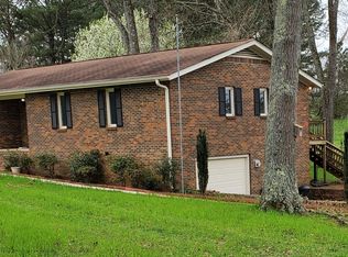 687 Dripping Springs Rd, Winchester, TN 37398