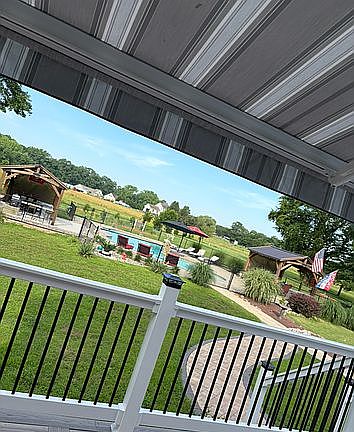 4th image of 930 Grears Corner Rd