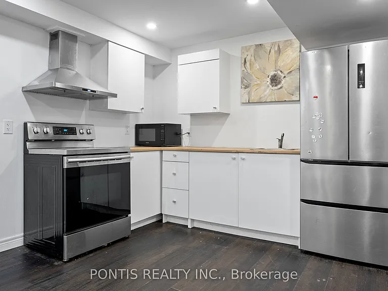 22 Mercer Ave #LOWER — Photo 4