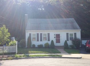19 Bryant Rd, West Roxbury, MA 02132
