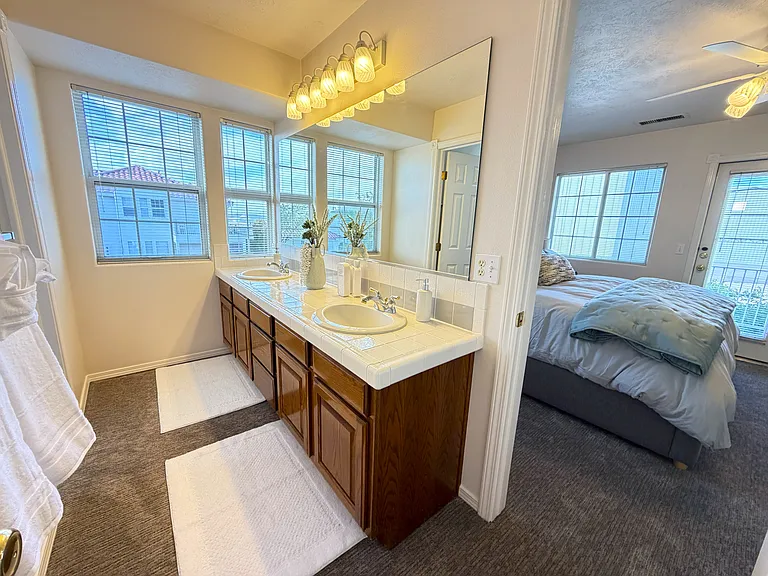 1200 Glen Canyon Dr #12 — Photo 18
