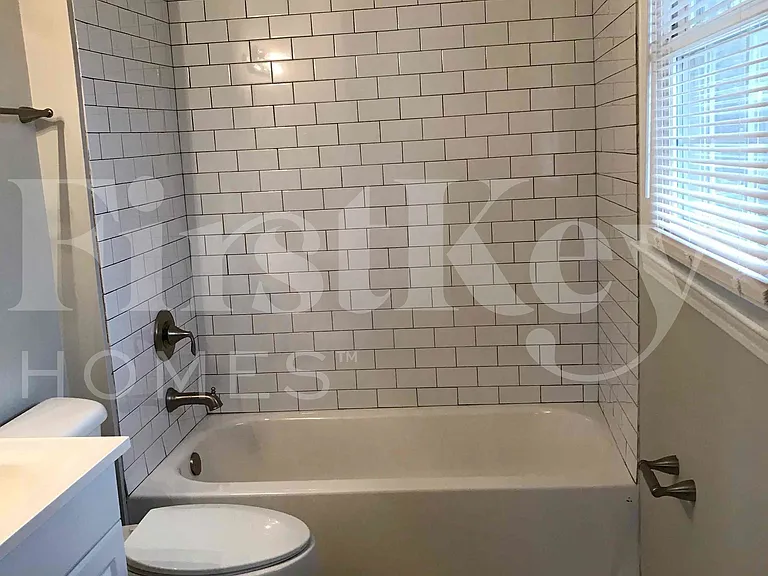 147 Shady Lane Cir — Photo 16