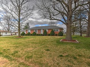 3011 Crestwood Dr, Decatur, IL 62521