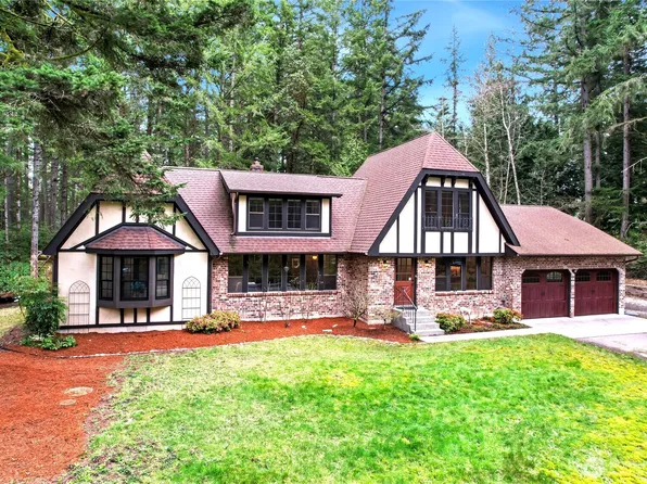 6935 SE Mullinex Road, Port Orchard, WA 98367