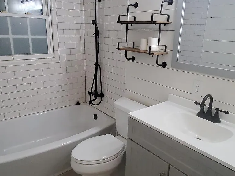 1209 Hoffman Ave — Photo 7