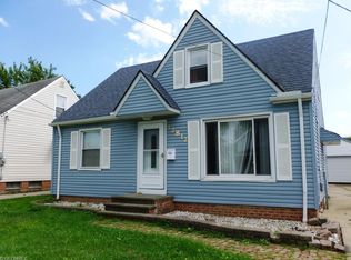 12812 McCracken Rd, Garfield Heights, OH 44125