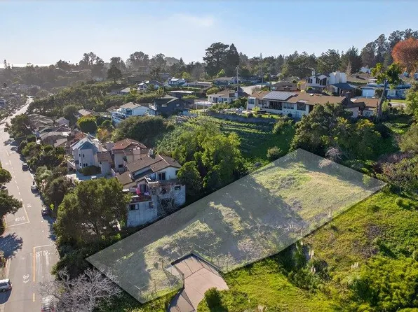 760 Escalona Dr, Santa Cruz, CA 95060
