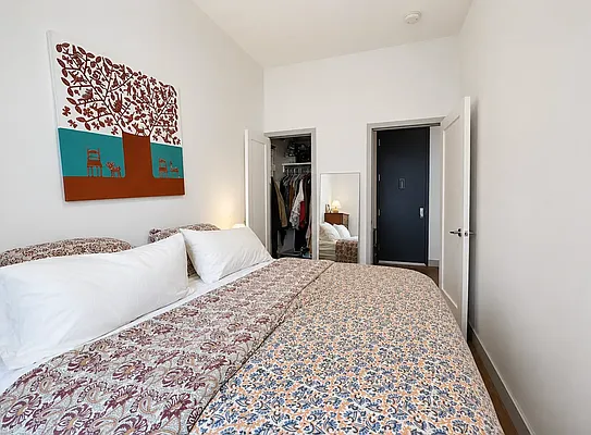 Bedroom, photo 2