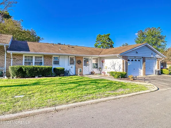 41B Edinburg Lane, Manchester, NJ 08759