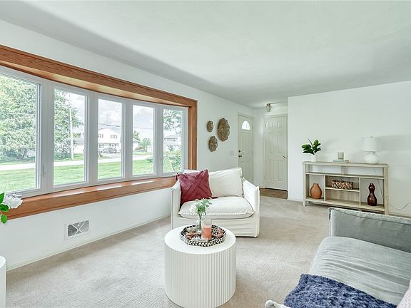 5th image of 4408 Cream Ridge Rd