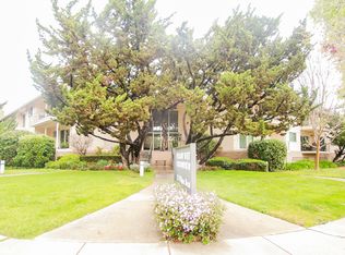 21 Willow Rd APT 2, Menlo Park, CA 94025