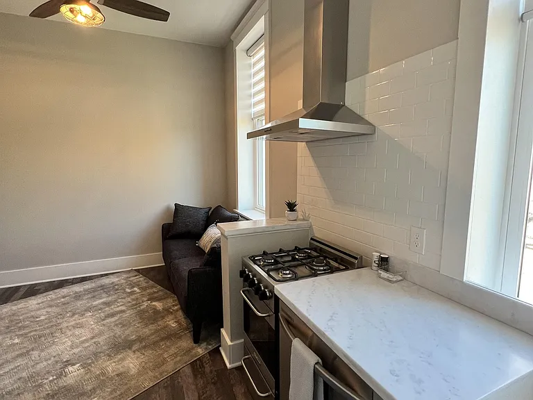 200 S Pikes Peak Ave #5 — Photo 5