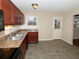 34 Spring Wood Dr, Saint Peters, MO 63376