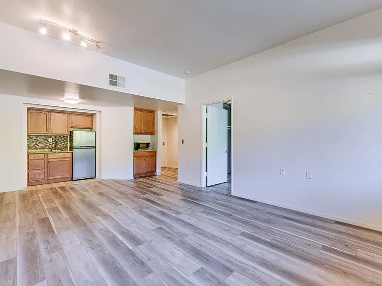 Legacy Hills at Poway 55+ — Photo 18