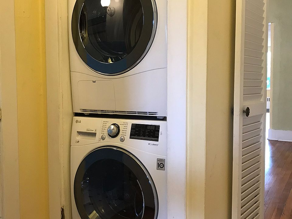 Laundry in the apartment