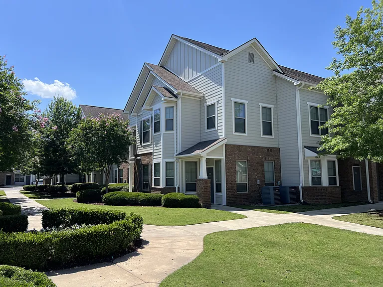 Audubon Park Apartment Homes — Photo 19