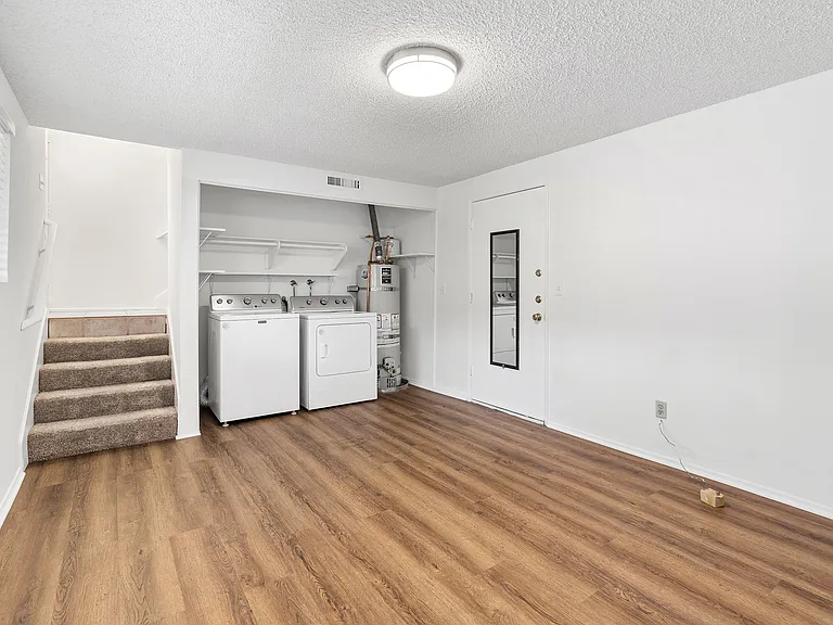 7137 Shoup Ave #31 — Photo 22