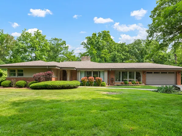 8540 W 119th St, Palos Park, IL 60464