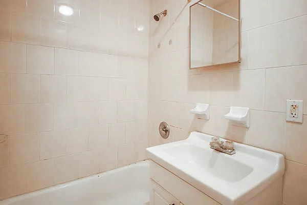 Rented by MySpaceNYC | media 11