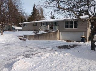 906 Woodland Dr, Rhinelander, WI 54501