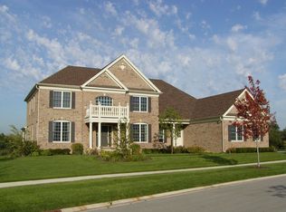 6 Turnbury Ct, Hawthorn Woods, IL 60047