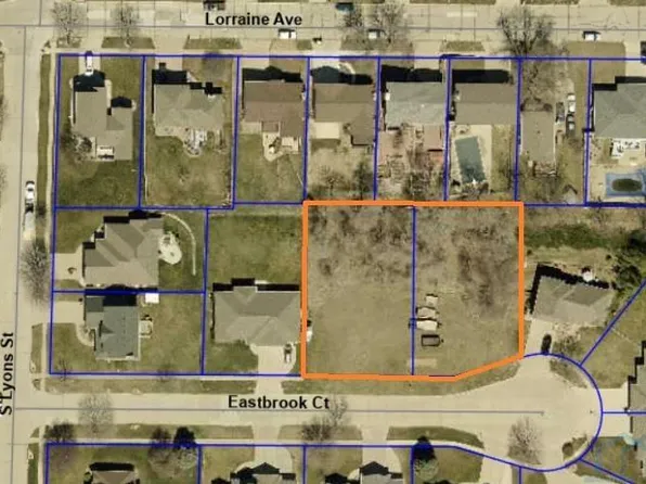 5619-5629 Eastbrook Ct, Sioux City, IA 51106