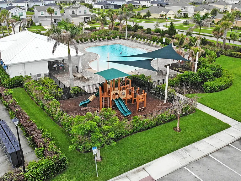 11044 SW Vasari Way — Photo 2