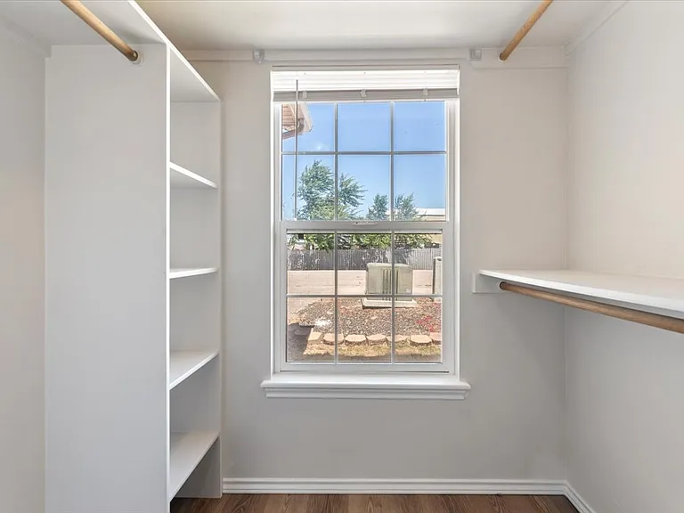 727 Stampede Ct #2A — Photo 13
