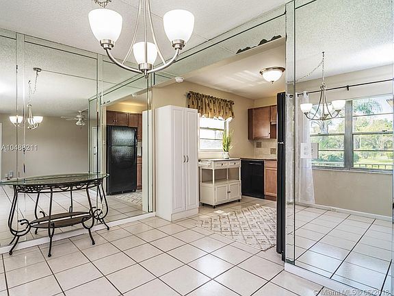 3rd image of 150 SW 134th Way APT 101R