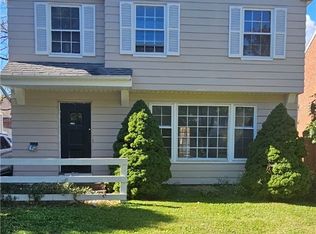 3662 Avalon Rd, Shaker Heights, OH 44120