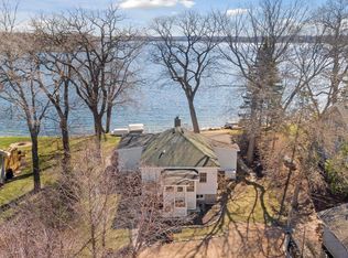 125 Crabapple Ln, Tonka Bay, MN 55331