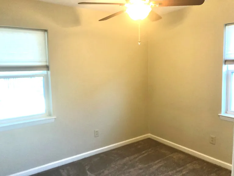 1205 Fairfield St — Photo 10