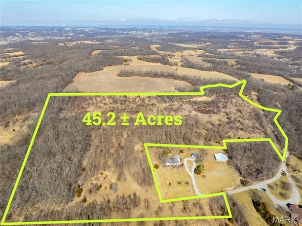 58079 Dow Trl, Hannibal, MO 63401