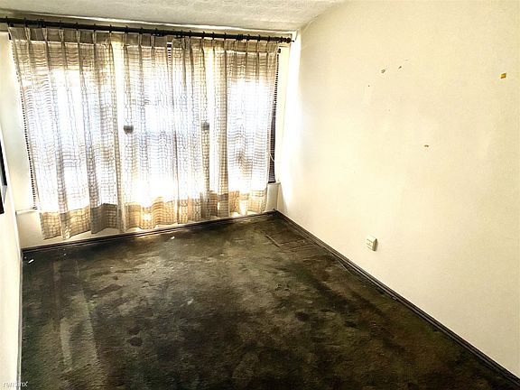 6BB7B90D-0A8B-441D-B559-22E1DEB7A77B