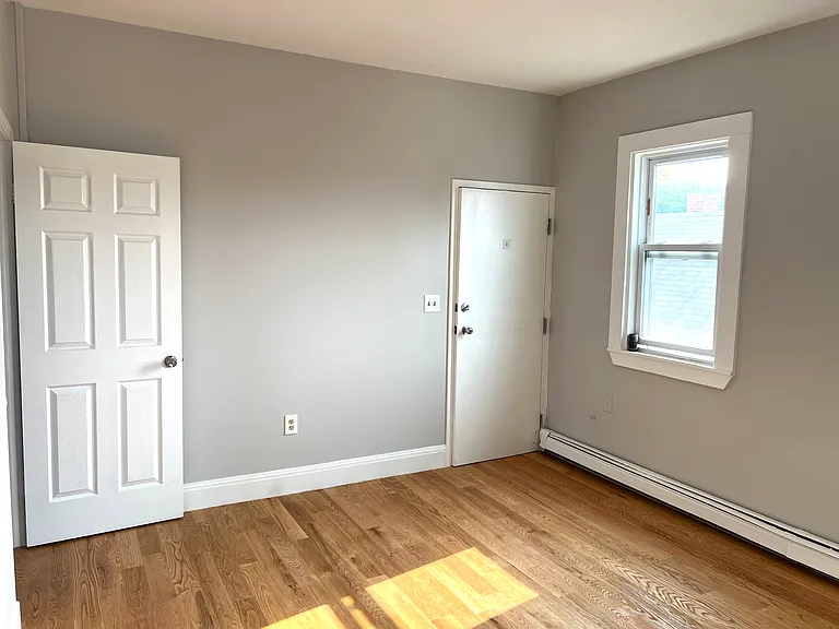 30 Otis St #3 — Photo 10