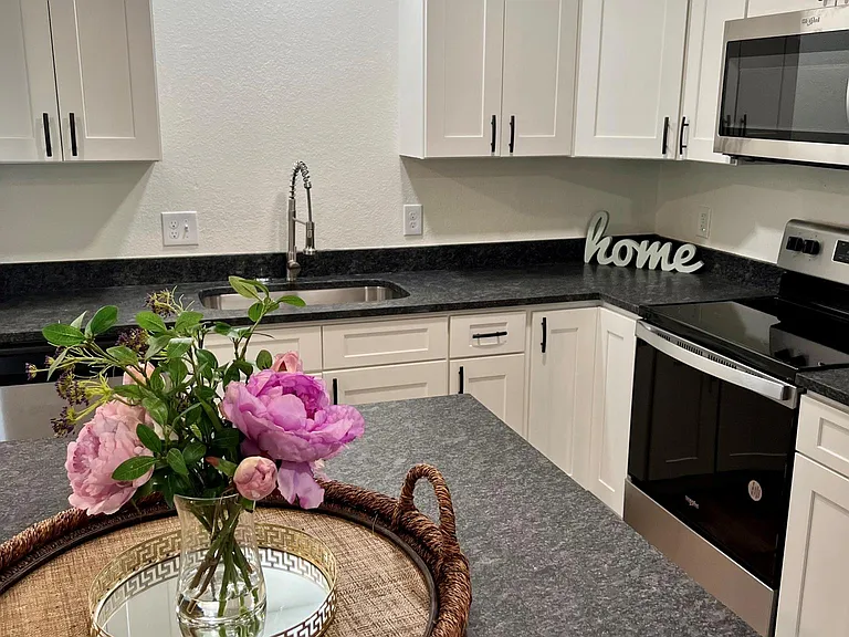 1155 Mechanics Way — Photo 11