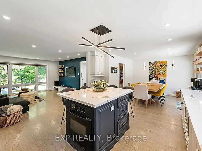 1410 Petrie Way — Photo 25